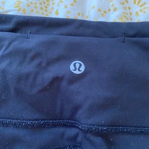 Black lululemon leggings